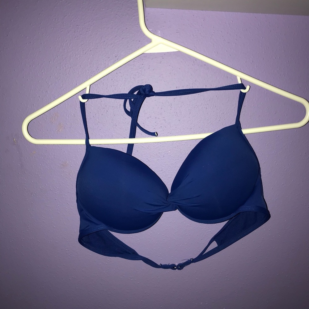 women’s swim suit top